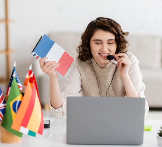 Personalized online language learning platform